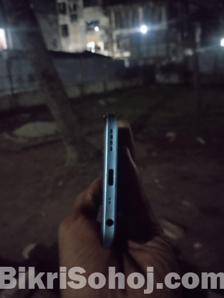 Realmi Narzo 50